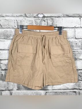 Pieces Elasticized drawstring Waist Shorts.  M